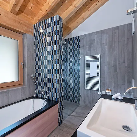 Turrabuel Aparthotel 5*