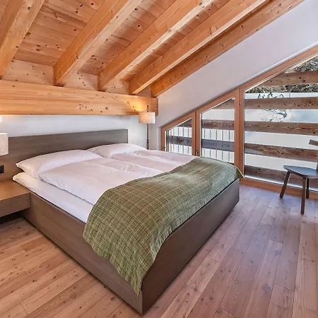 Aparthotel Turrabuel 5*